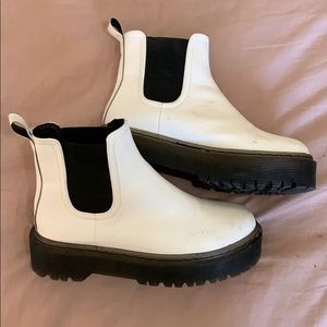 Platform Chelsea Combat Boots (Dr marten dupe)